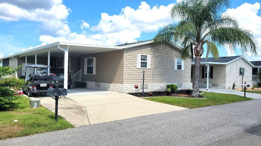 Winter Haven, FL Mobile Home for Sale located at 216 Monterey Cypress Blvd. Cypress Creek Village